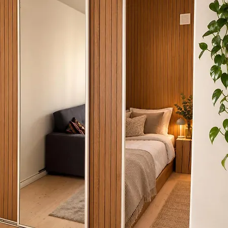 Lejlighed Stylish And Spacious For 4 People